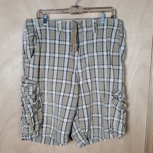 American Rag Men's Plaid Cargo Shorts - Beige and Brown